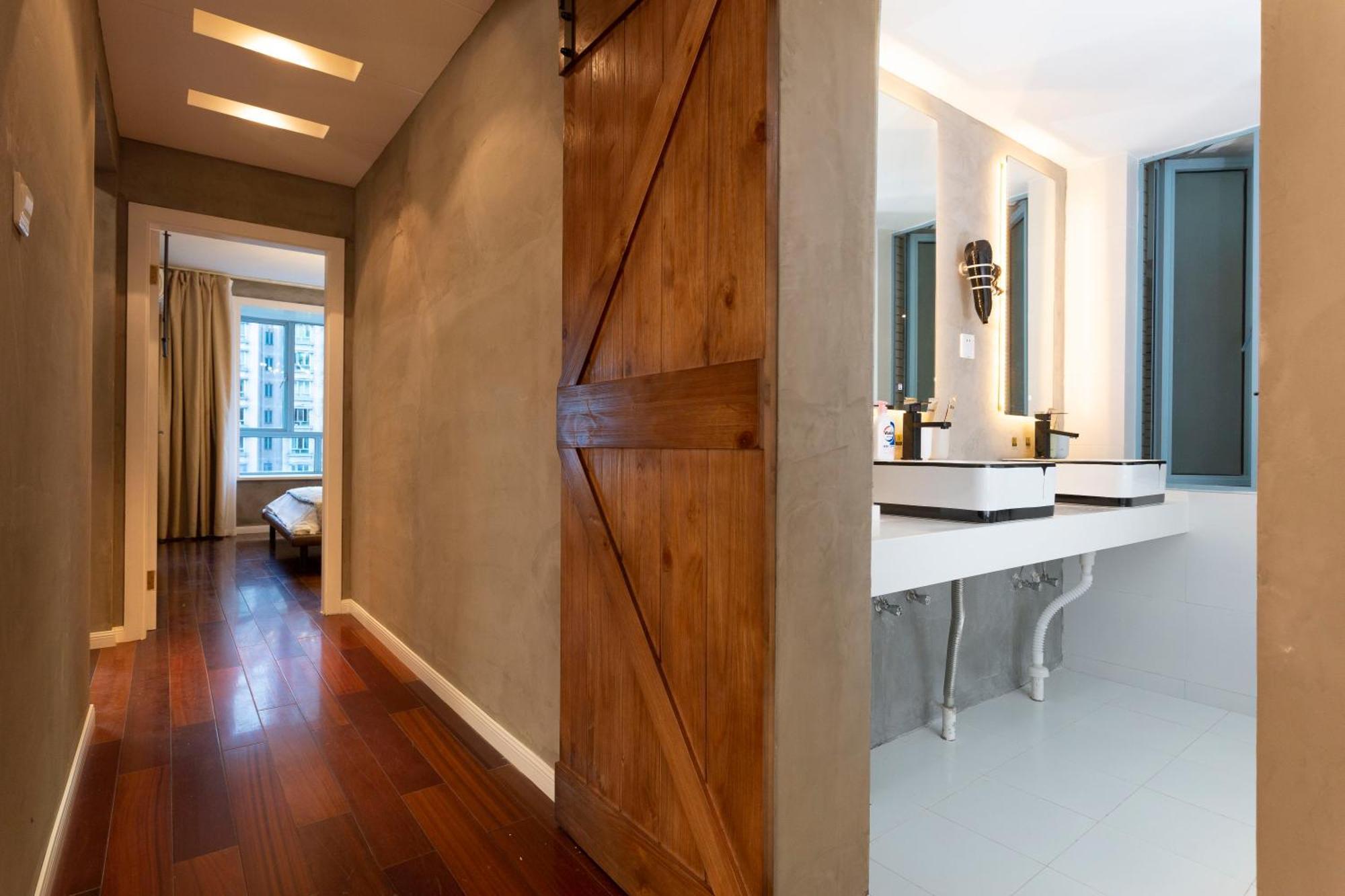 Apartment Hills&chuanyu Inn- Line2,7,16,18 Near Sniec & Maglev Longyang Road Station