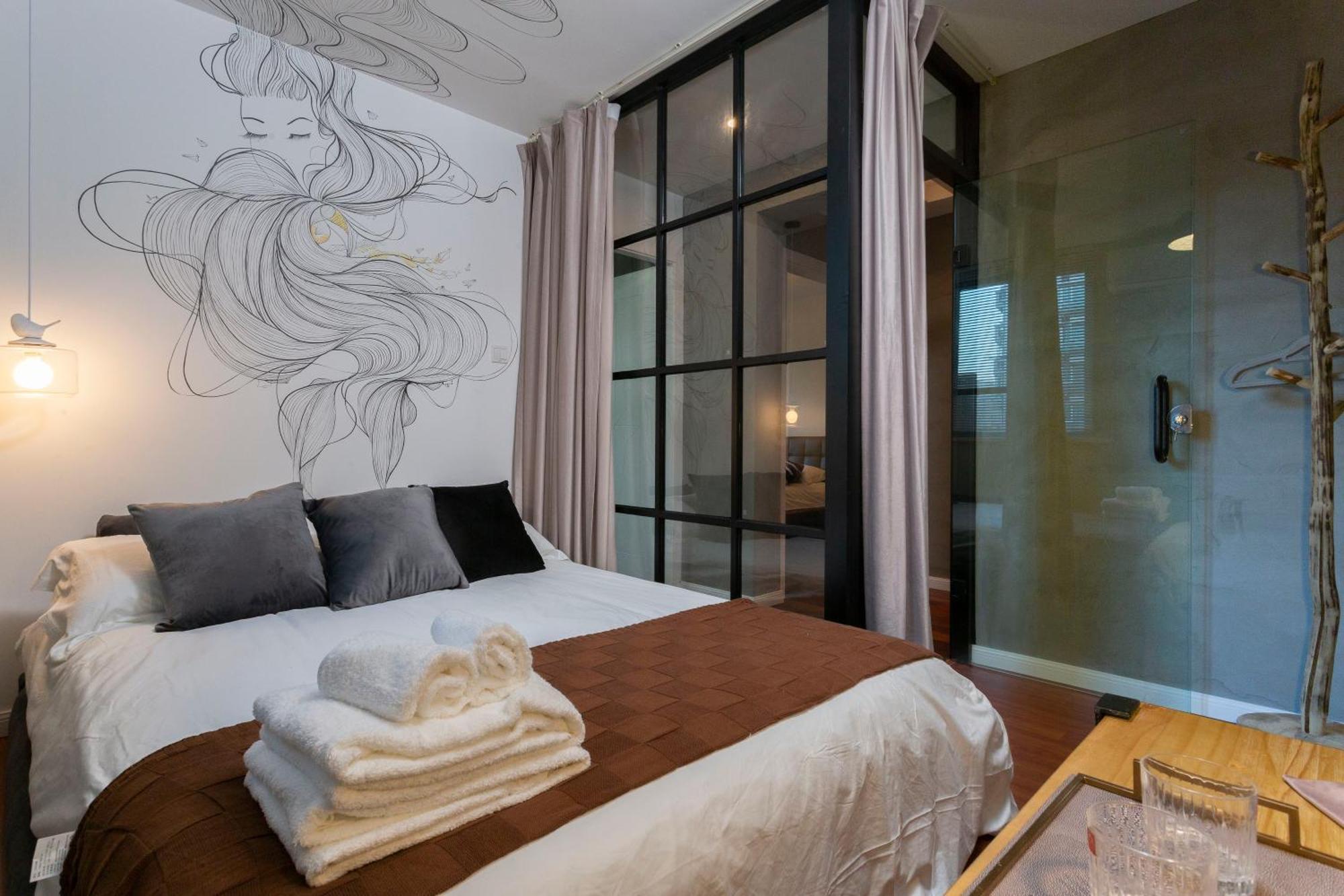 Hills&chuanyu Inn- Line2,7,16,18 Near Sniec & Maglev Longyang Road Station Shanghai