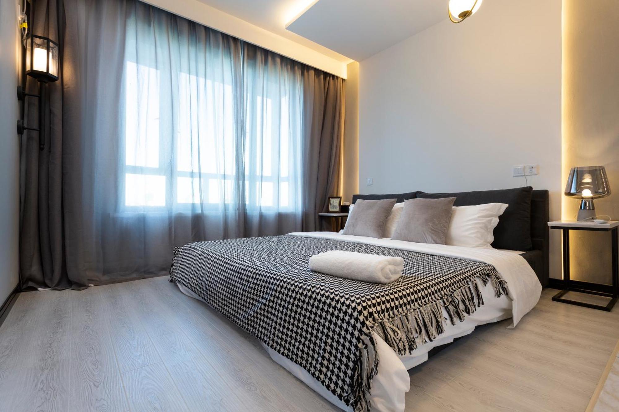Hills&chuanyu Inn- Line2,7,16,18 Near Sniec & Maglev Longyang Road Station * Shanghai