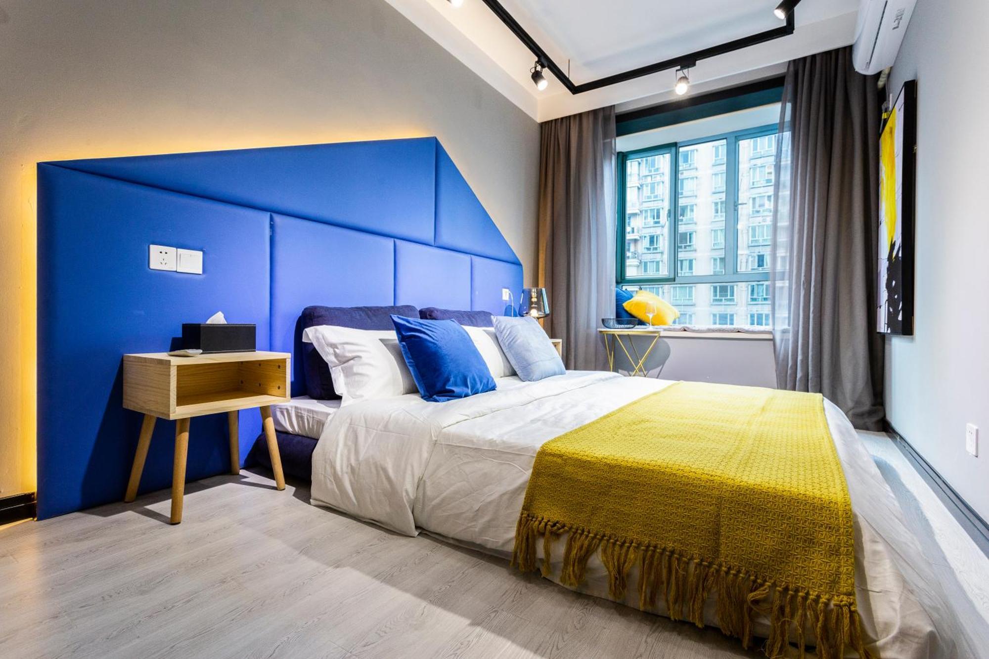 Apartment Hills&chuanyu Inn- Line2,7,16,18 Near Sniec & Maglev Longyang Road Station
